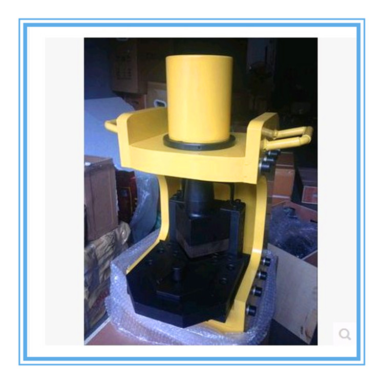 CAC-756多動能三合一角鋼加工機